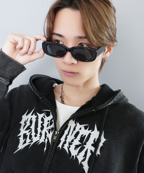 ナローフレームスクエアサングラス/Y2K・韓国ストリート/ユニセックス