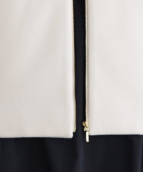 Pierrot（ピエロ）の「メルトンVネックノーカラーショートコート（ノーカラーコート・レディース・キャメル/オフホワイト/ブラック/ネイビー・S/L/M）」の5枚目の写真