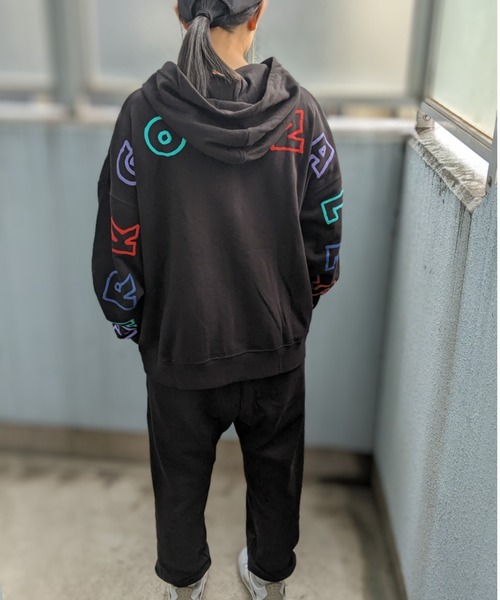 Mark Gonzales(マーク・ゴンザレス)の「MARK GONZALES ART WORK/マークゴンザレス【web限定】マルチカラー発泡ロゴスウェットパンツ(スウェットパンツ・メンズ・ブルー系/ブラック/アッシュグレー/ライトグレー・MEDIUM/LARGE/X-LARGE)」の18枚目の写真