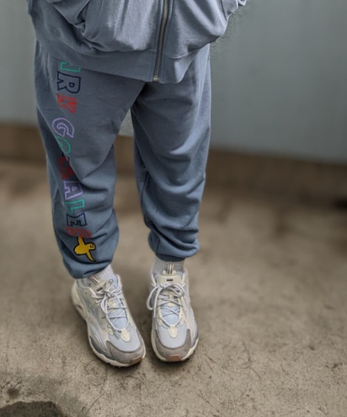 Mark Gonzales(マーク・ゴンザレス)の「MARK GONZALES ART WORK/マークゴンザレス【web限定】マルチカラー発泡ロゴスウェットパンツ(スウェットパンツ・メンズ・ブルー系/ブラック/アッシュグレー/ライトグレー・MEDIUM/LARGE/X-LARGE)」の7枚目の写真