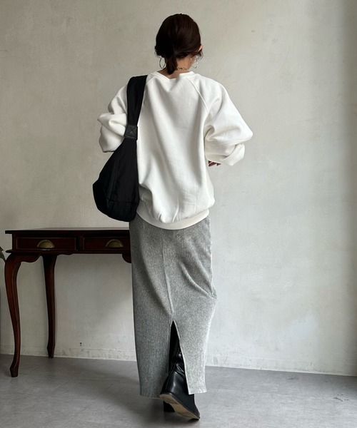 DouDou（ドゥドゥ）の「【WEB限定】 裏起毛エンボスロゴトップス（その他トップス・レディース・オフホワイト/ピンク/チャコールグレー・FREE）」の16枚目の写真