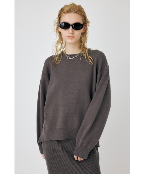 MOUSSY(マウジー)の「OVERSIZED ニットトップス(ニット/セーター・レディース・ホワイト/ブルー/ブラック/ブラウン・FREE)」の3枚目の写真