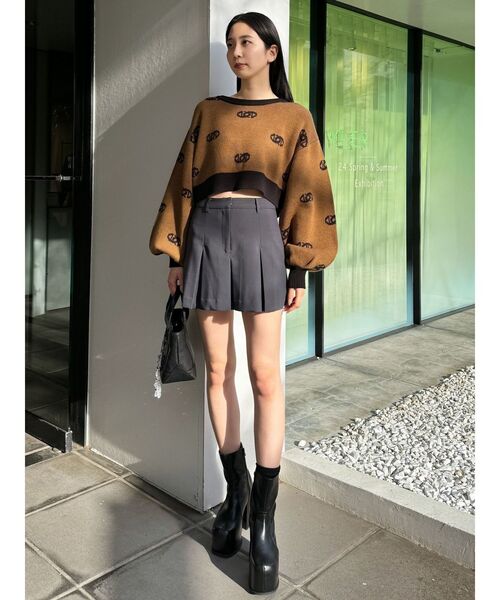 EMODA（エモダ）の「クルーネッククロップニット（ニット/セーター・レディース・ブラウン/ブラック・FREE）」の7枚目の写真