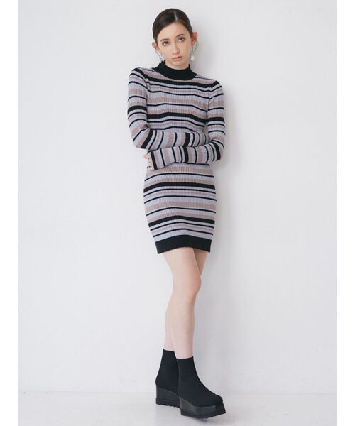 MURUA（ムルーア）の「ボトルネックニットミニワンピース（ワンピース・レディース・アイボリー/ブラック/その他1・FREE）」の7枚目の写真