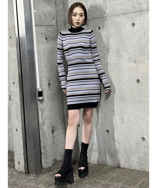 MURUA（ムルーア）の「ボトルネックニットミニワンピース（ワンピース・レディース・アイボリー/ブラック/その他1・FREE）」の15枚目の写真