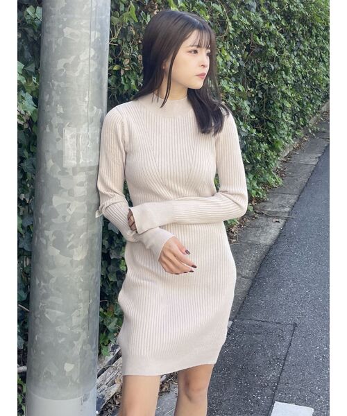 MURUA（ムルーア）の「ボトルネックニットミニワンピース（ワンピース・レディース・アイボリー/ブラック/その他1・FREE）」の21枚目の写真