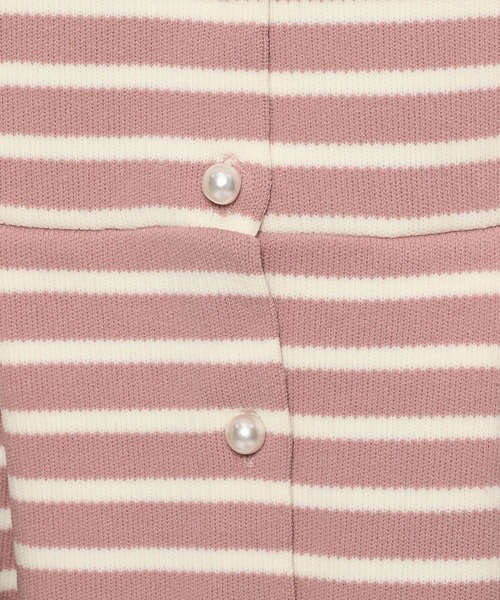 mysty woman(ミスティウーマン)の「パールボタンペプラムカーデ 101953(カーディガン/ボレロ・レディース・ベージュ系その他/ピンク/オフホワイト・FREE)」の15枚目の写真