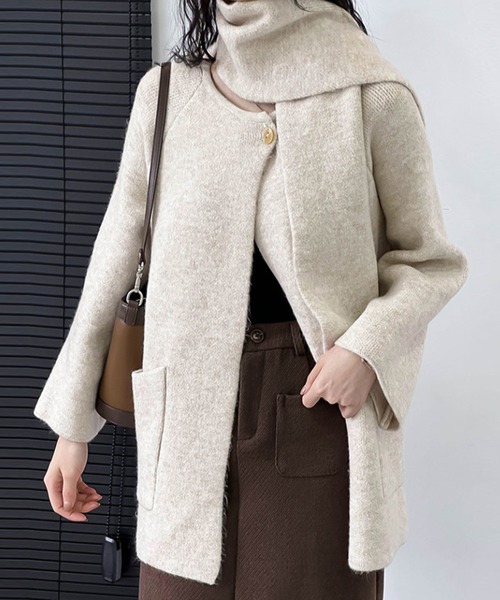 Girly Doll（ガーリードール）の「ノーカラーニットコート＆マフラー（ノーカラーコート・レディース・ベージュ/ダークグレー・F）」の2枚目の写真