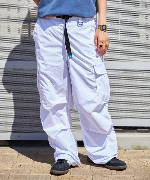 SEQUENZ（シークエンズ）の「【SEQUENZ】 TECH 5 POCKET STRING PANTS / ５ポケット カーゴ ワイド テック ノームコア ベルト付き（カーゴパンツ・メンズ・ブラック/カーキ/ホワイト/サンドベージュ・MEDIUM/LARGE/X-LARGE）」の12枚目の写真