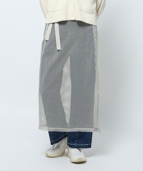 niko and...（ニコアンド）の「メタリックメッシュラップスカート（スカート・レディース・ベージュ/ライトグレー・FREE）」の6枚目の写真