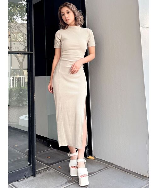 GYDA（ジェイダ）の「BACKリボンテレコロングワンピース（ワンピース・レディース・ブラック/アイボリー・FREE）」の16枚目の写真