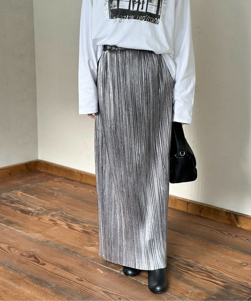 Per sist ence(パーシエンス)の「メタリック箔カットソーランダムプリーツスカート(スカート・レディース・ブラック/チャコールグレー/シルバー・FREE)」の21枚目の写真