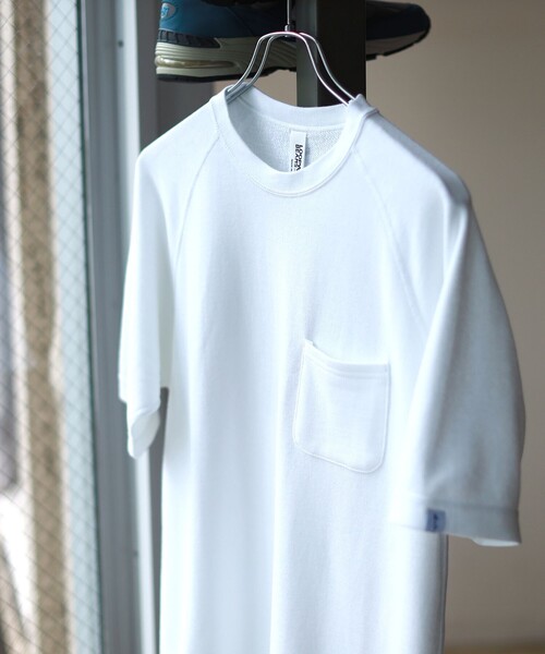 LOOPWHEELER（ループウィラー）の「LOOPWHEELER / 別注 Extra Light Short Sleeve Sweat（スウェット・メンズ・ライトグレー/ホワイト/ブラック/インディゴブルー・MEDIUM/LARGE/SMALL/X-LARGE）」の2枚目の写真