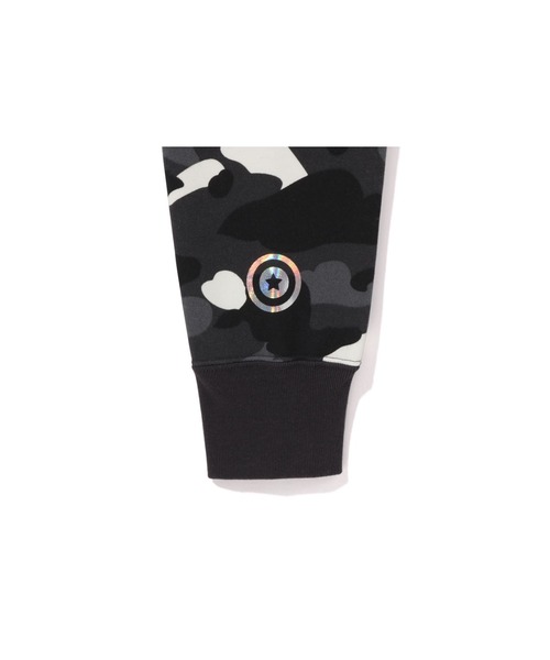 A BATHING APE(アベイシングエイプ)の「CITY CAMO SHARK FULL ZIP HOODIE(パーカー・メンズ・ブラック/グレー・XXX-LARGE/SMALL/MEDIUM/X-LARGE/XX-LARGE/LARGE)」の9枚目の写真