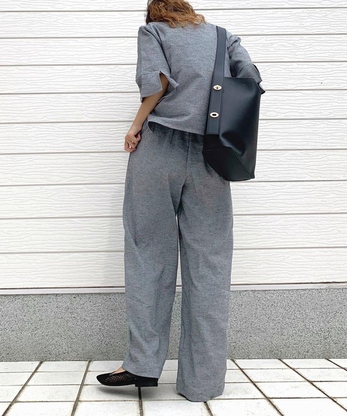 Q（キュー）の「リネンライクセミワイドパンツ（その他パンツ・レディース・チャコールグレー/ブラック・MEDIUM）」の16枚目の写真