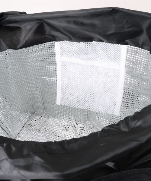 emesuelee(エメスーリー)の「保冷保温買い物かごBAG(エコバッグ/サブバッグ・レディース・ベージュ系1/グリーン系1/グリーン/アイボリー/イエロー/ネイビー/チャコールグレー/ベージュ/ブラック/ピンク/ブルー/ライトベージュ・フリー)」の16枚目の写真