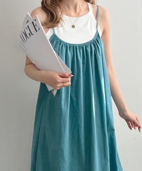 Futier land（フューティアランド）の「裾フレアギャザーキャミワンピース（ワンピース・レディース・ブルー/ブラック/グレイッシュベージュ/ブラウン・FREE）」の8枚目の写真