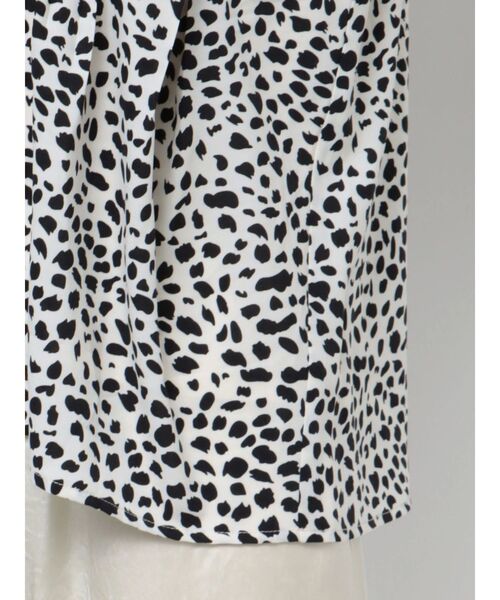 EMODA（エモダ）の「GATHER 2WAY DECOLLETE TOP（Tシャツ/カットソー・レディース・アイボリー/ブラック/その他・FREE）」の19枚目の写真