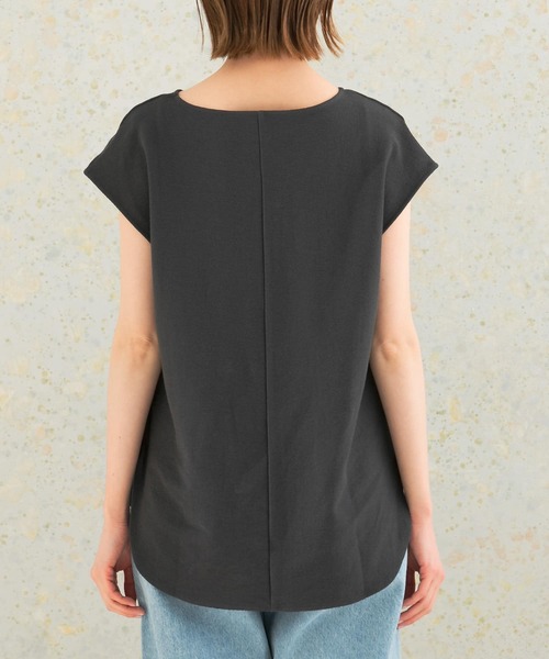 URBAN RESEARCH ROSSO WOMEN（アーバンリサーチ　ロッソ）の「ドライタッチフレンチプルオーバー（Tシャツ/カットソー・レディース・カーキ/オフホワイト/チャコールグレー・FREE）」の13枚目の写真