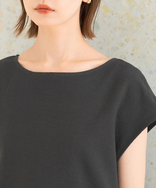 URBAN RESEARCH ROSSO WOMEN（アーバンリサーチ　ロッソ）の「ドライタッチフレンチプルオーバー（Tシャツ/カットソー・レディース・カーキ/オフホワイト/チャコールグレー・FREE）」の14枚目の写真