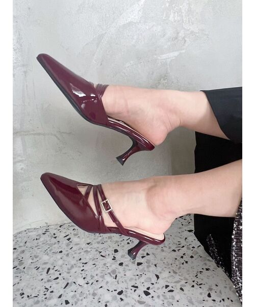 MERCURYDUO（マーキュリーデュオ）の「ポインテッドストラップミュール（パンプス・レディース・ボルドー/その他1/ベージュ/ブラック・38/36）」の4枚目の写真
