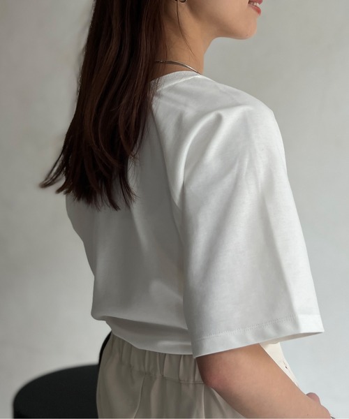 Chez toi(シェトワ)の「接触冷感ラグランスリーブロゴプルオーバー(Tシャツ/カットソー・レディース・ブラック/オフホワイト/イエロー・FREE)」の15枚目の写真