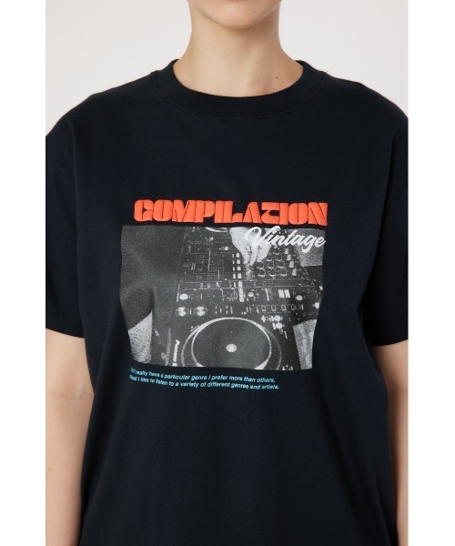RODEO CROWNS WIDE BOWL（ロデオクラウンズワイドボウル）の「COMPILATION Tシャツ（Tシャツ/カットソー・レディース・オフホワイト/ブルー/ブラック・FREE）」の13枚目の写真