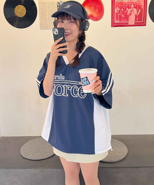 frunco（フランコ）の「ナイロンビッグロゴTシャツ（Tシャツ/カットソー・レディース・ホワイト/ブラック/ネイビー・FREE）」の12枚目の写真