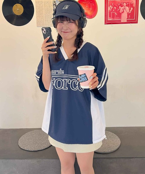 frunco（フランコ）の「ナイロンビッグロゴTシャツ（Tシャツ/カットソー・レディース・ホワイト/ブラック/ネイビー・FREE）」の13枚目の写真