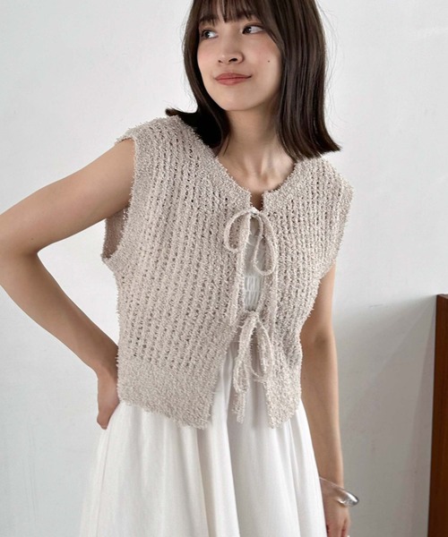 archives（アルシーヴ）の「メッシュニットベスト×チュールキャミワンピースＳＥＴ（ワンピース・レディース・ブラック/アイボリー/オレンジ・MEDIUM）」の8枚目の写真