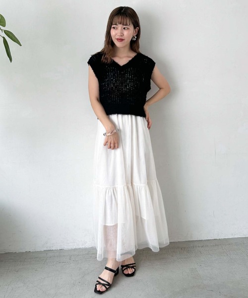 archives（アルシーヴ）の「メッシュニットベスト×チュールキャミワンピースＳＥＴ（ワンピース・レディース・ブラック/アイボリー/オレンジ・MEDIUM）」の19枚目の写真