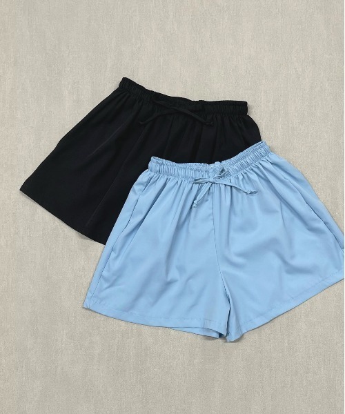 ad thie(アドティエ)の「ドローストリング ショートパンツ(その他パンツ・レディース・ライトブルー/ブラック・FREE)」の4枚目の写真