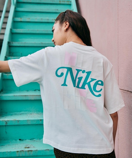 ナイキ レディース ボクシーTシャツ NIKE（ナイキ）の「ナイキ スポーツウェア ウィメンズ ボクシー