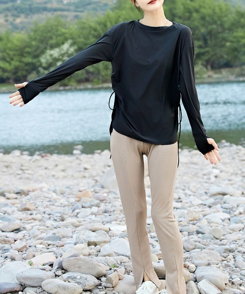 Lace Ladies（レースレディース）の「【2点セット】 ソリッドカラー サイドシャーリング クルーネック ラッシュガード 水陸両用（ラッシュガード・レディース・アイボリー/ブラック/ベージュ/グリーン・FREE/S）」の14枚目の写真