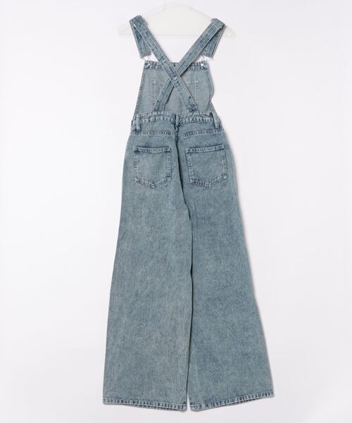 CECIL McBEE（セシルマクビー）の「ダメージクラッシュデニムオーバーオール（サロペット/オーバーオール・レディース・ブラック/サックスブルー・MEDIUM/LARGE）」の3枚目の写真