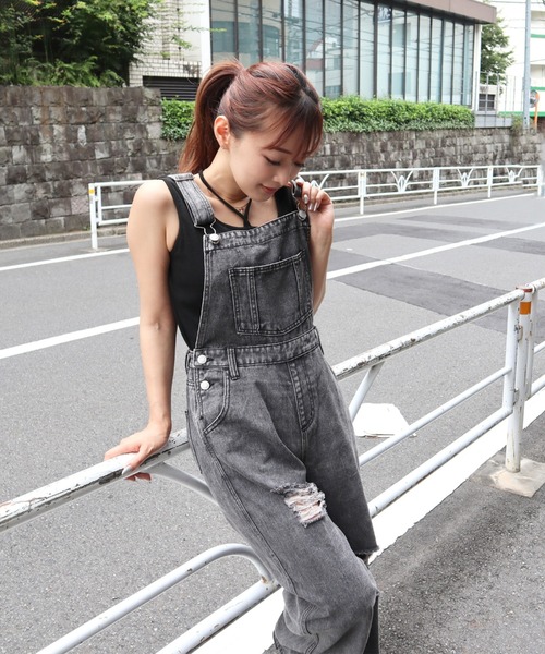 CECIL McBEE（セシルマクビー）の「ダメージクラッシュデニムオーバーオール（サロペット/オーバーオール・レディース・ブラック/サックスブルー・MEDIUM/LARGE）」の14枚目の写真