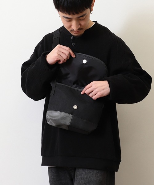 beams heart 黒　ブラック　メッセンジャーバッグ　古着　y2k beams heart 黒 ブラック メッセンジャーバッグ 古着 y2k - メルカリ