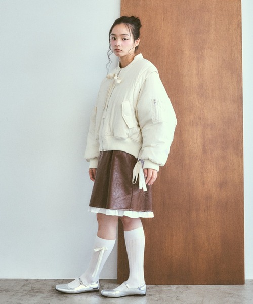 poiregnee（ポワニェ）の「［select］ロングリボンハイソックス（ソックス/靴下・レディース・ホワイト/ブラック/グレー・FREE）」の8枚目の写真