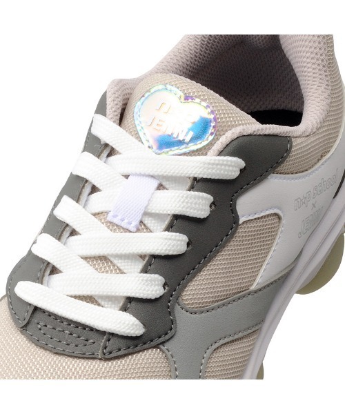 n☆p school（ニコプチスクール）の「n☆p school×JENNI/キッズスニーカー/ニコプチスクール 072（スニーカー・キッズ・ブラック/マルチ/ベージュ・20.0cm/21.0cm/21.5cm/22.0cm/22.5cm/23.0cm/23.5cm/24.0cm/24.5cm/19.0cm）」の17枚目の写真