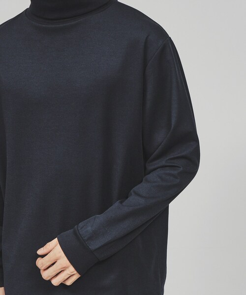 tk.TAKEO KIKUCHI（ティーケータケオキクチ）の「スマートタートルネックプルオーバー（Tシャツ/カットソー・メンズ・ホワイト/ブラック/ネイビー・03/02/01）」の9枚目の写真
