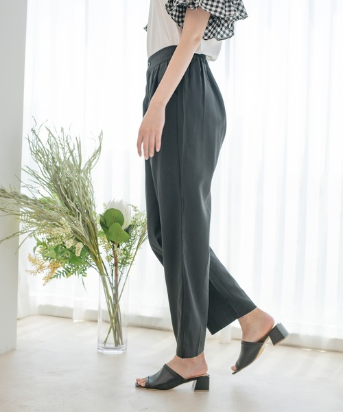 Jayro(ジャイロ)の「テーパードパンツ(その他パンツ・レディース・ベージュ/ネイビー/グリーン/ピンク/ブラック・FREE)」の9枚目の写真