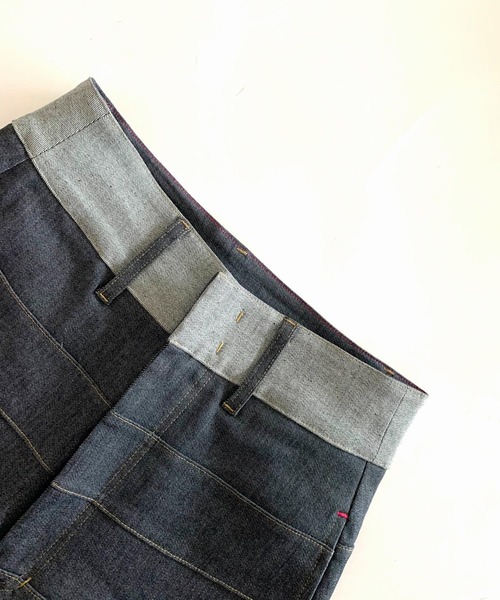 Q（キュー）の「バイカラーボーダーラインデニム（デニムパンツ・レディース・グレー・SMALL/MEDIUM/LARGE）」の5枚目の写真