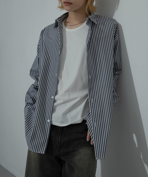 SENSE OF PLACE by URBAN RESEARCH（センスオブプレイスバイアーバンリサーチ）の「『ユニセックス』ストライプルーズシャツ（シャツ/ブラウス・メンズ・ホワイト/チャコールグレー/ネイビー・MEDIUM/LARGE）」の10枚目の写真