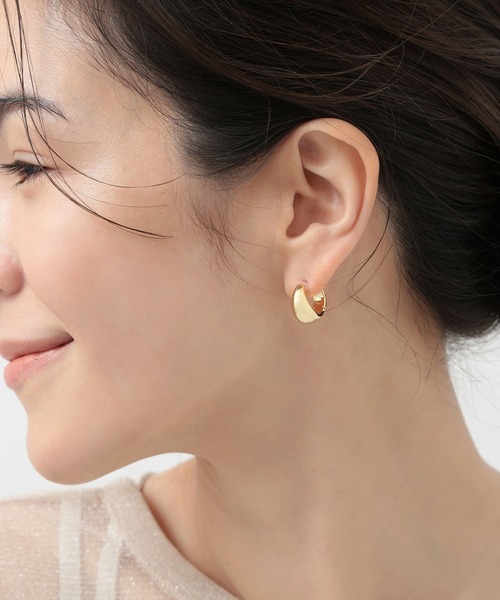 CALIN　STANDARD（カリンスタンダード）の「◆金属アレルギー対応◆made in japan◆【片手でスムースワンタッチ】ドロップ　スムースクリスタルピアス（ピアス（両耳用）・レディース・ゴールド/シルバー・FREE）」の4枚目の写真