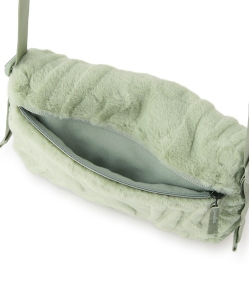 NIKE（ナイキ）の「【NIKE】フューチュラ 365 フェイクファー クロスボディバッグ (1L)（ショルダーバッグ・レディース・ブラック/ライトグリーン・FREE）」の8枚目の写真