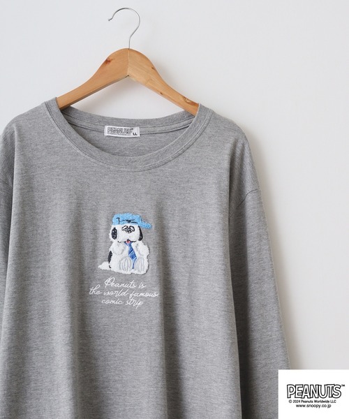 PEANUTS(ピーナッツ)の「PEATNUTS 天竺サガラ刺繍長袖Tシャツ(Tシャツ/カットソー・メンズ・カーキ/ピンクベージュ/ブラック/ブルーグレー/杢グレー/チャコール・M/L/LL)」の4枚目の写真