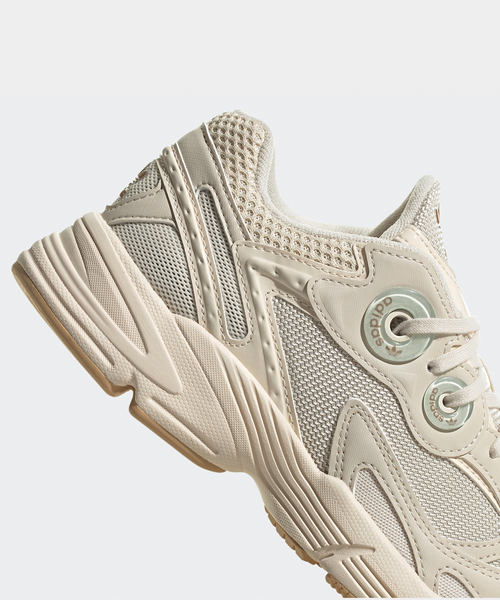 adidas Originals(アディダスオリジナルス)の「《WEB限定追加》【adidas Originals/アディダスオリジナルス】ASTIR W GV9200(スニーカー・レディース・ベージュ・24.5cm/24cm/23.5cm/23cm)」の5枚目の写真