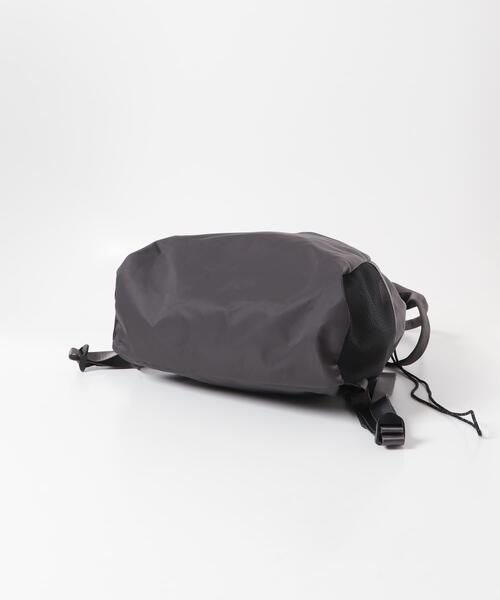 SENSE OF PLACE by URBAN RESEARCH（センスオブプレイスバイアーバンリサーチ）の「2WAYナイロンバックパック（バックパック/リュック・メンズ・チャコールグレー/グレー/ブラック・ONE）」の14枚目の写真