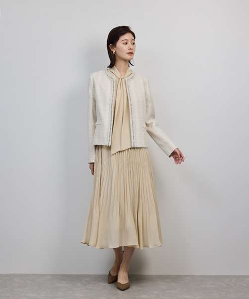 ROPE'（ロペ）の「ジョーゼットシフォンプリーツワンピース・25AW（ワンピース・レディース・ベージュ/ネイビー・36/38）」の6枚目の写真