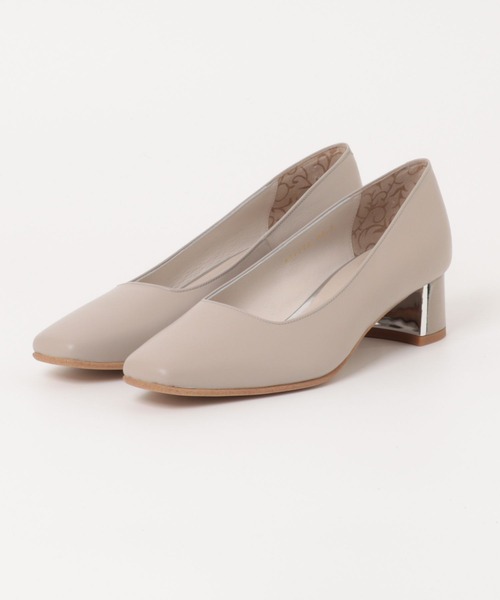 HIMIKO(ヒミコ)の「【Made in Japan】【HIMIKO】スクエアトゥメタルプレートヒールパンプス/651112(パンプス・レディース・ベージュ系その他/ブラック/グレイッシュベージュ/ブラック系その他4/ダークブラウン・23.5cm/23.0cm/22.5cm/22.0cm/25.0cm/24.5cm/24.0cm/21.5cm/25.5cm/26.0cm/26.5cm)」の17枚目の写真